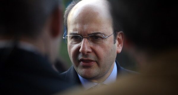 Χατζηδάκης: “Τα σενάρια περί Grexit αποτελούν παρελθόν, αλλά οφείλουμε να συνεχίσουμε τις μεταρρυθμίσεις”