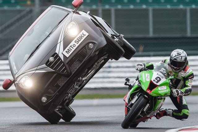 Alfa MiTo Quadrifoglio Verde SBK. Στους … δύο τροχούς