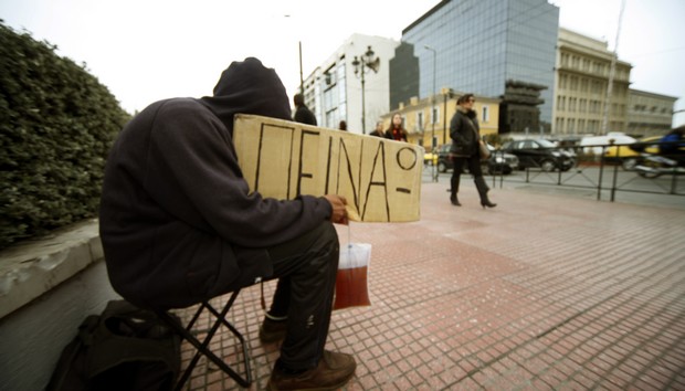 Κάτω από το όριο της φτώχειας 3.900.000 Έλληνες