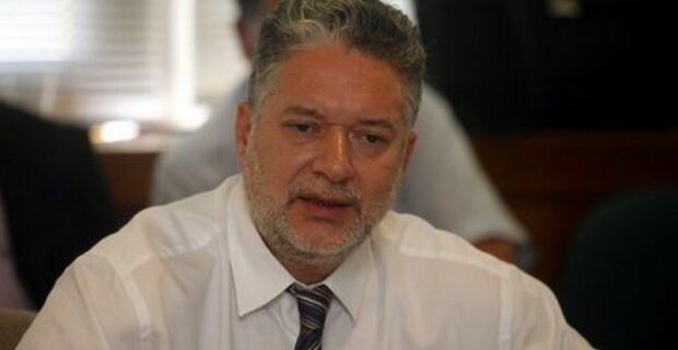Κικίλιας: Κανένας εργαζόμενος σε 450.000 οικογένειες