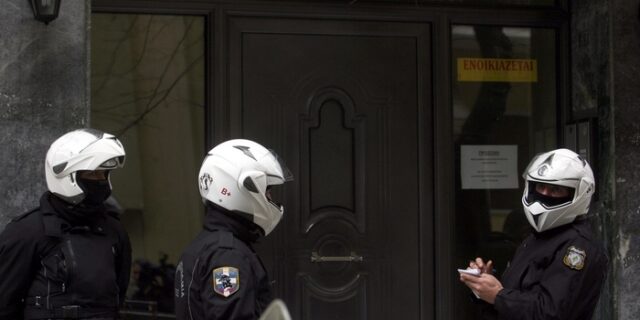 Συνδεσμολογία εκρηκτικών μηχανισμών και νέες πλαστές ταυτότητες στη γιάφκα στα Τουρκοβούνια