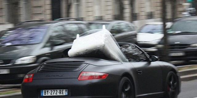 Ποιός είπε ότι η Porsche 911 δεν είναι ένα πρακτικό αυτοκίνητο;