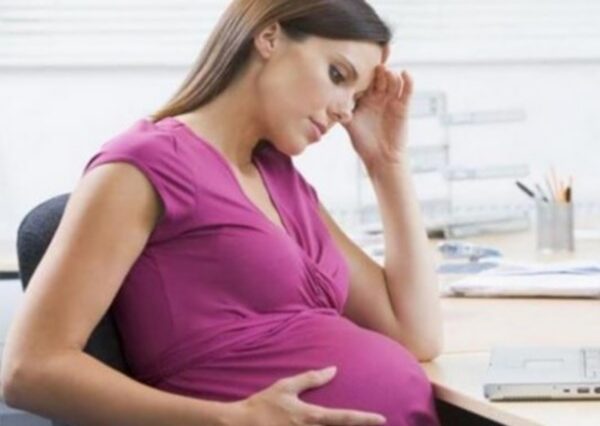 Περικοπές στον ΕΟΠΥΥ: Καταργείται το επίδομα τοκετού