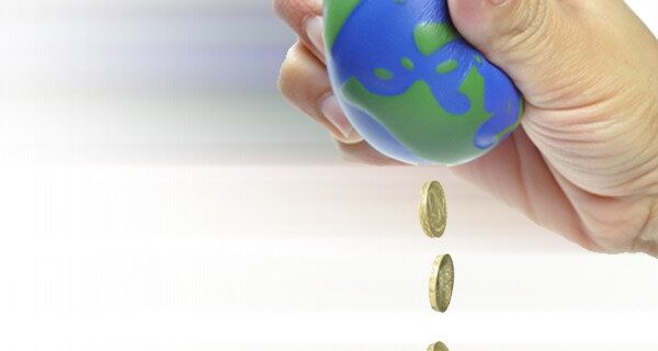 Κομισιόν: Στο 4,4% η ύφεση το 2013