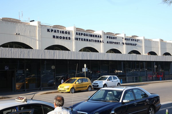 Σε ιδιώτες τα περιφερειακά αεροδρόμια με δύο διαγωνισμούς