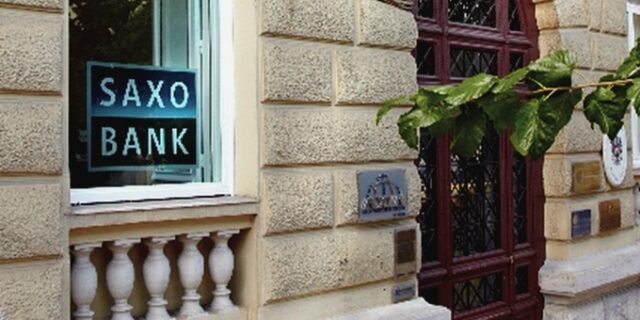 Saxo Bank: Η συνεχιζόμενη ύφεση θα θέσει τέλος στο “free ride” των πολιτικών