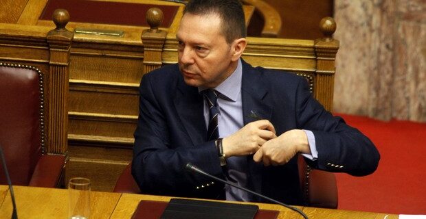 Έστειλαν σφαίρα στο γραφείο του Γ. Στουρνάρα