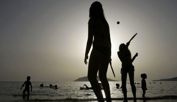 Η κάθοδος των μυρίων: Αναμένονται 17 εκατομμύρια τουρίστες