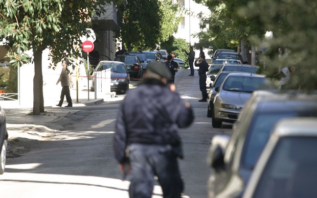 Τρεις διαφορετικές οργανώσεις πίσω από τις επιθέσεις σε Μall, μετρό Αιγάλεω και Κοζάνη