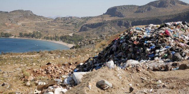 Πρόστιμα “φωτιά” στους ΟΤΑ για τις παράνομες χωματερές εισηγείται το Ευρωπαϊκό Δικαστήριο