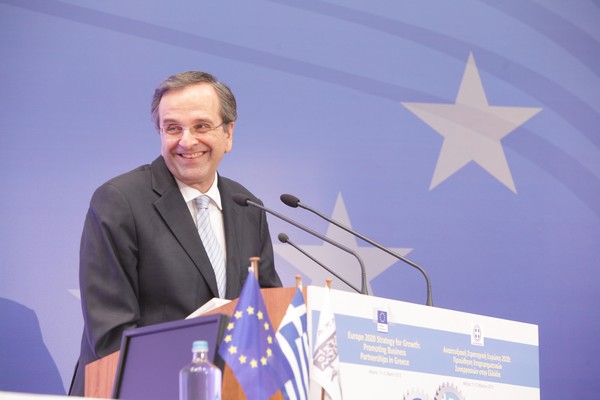 Μασάει ο πρωθυπουργός; Δε μασάει