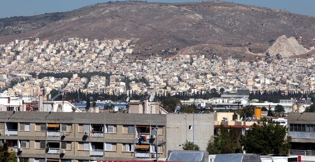 Κατακόρυφη πτώση στις μεταβιβάσεις ακινήτων