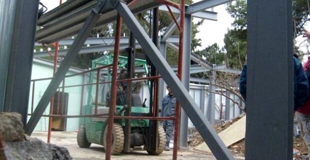 Παραλείψεις του Δήμου Αθηναίων σε πρόστιμα αυθαιρέτου στο άλσος Ευαγγελισμού