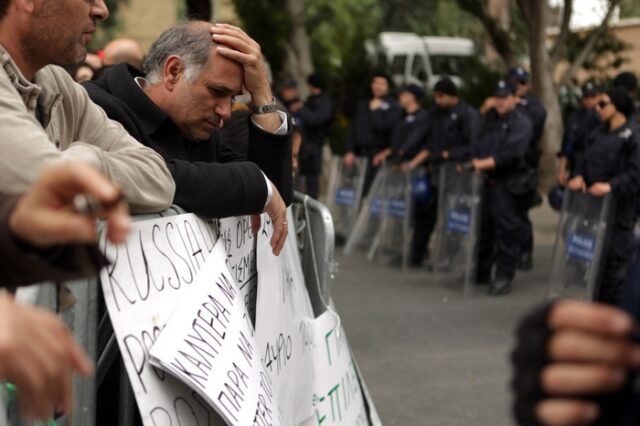 ΣΥΡΙΖΑ: Πειραματόζωο η Κύπρος – ληστεύουν τις αποταμιεύσεις