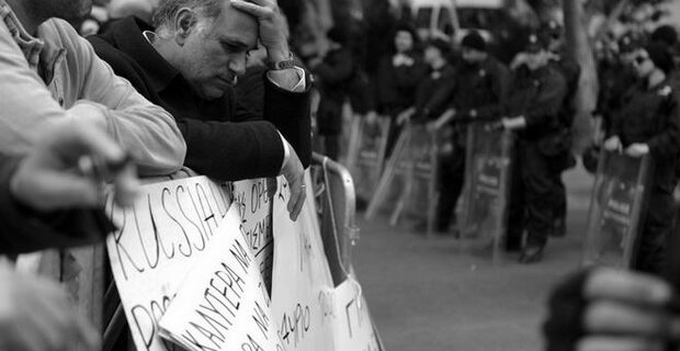 Στεγνώνει από ρευστό η Κύπρος – Κίνδυνος για τους μισθούς του Μαρτίου