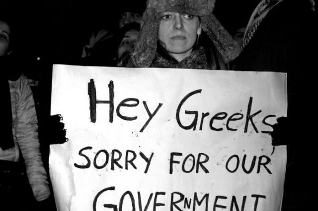 Το 40% των κατοίκων δηλώνει πως κατανοεί τις επικρίσεις των Ευρωπαίων κατά της χώρας τους