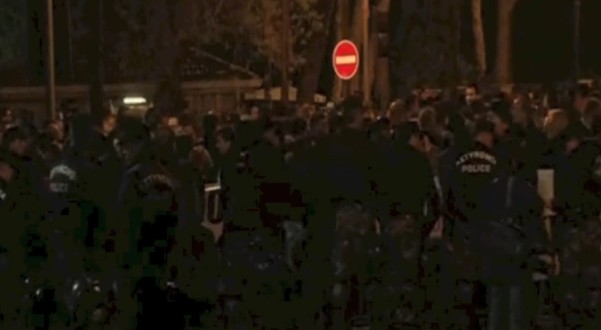 Κύπρος: Πορεία τραπεζικών υπαλλήλων προς το προεδρικό μέγαρο