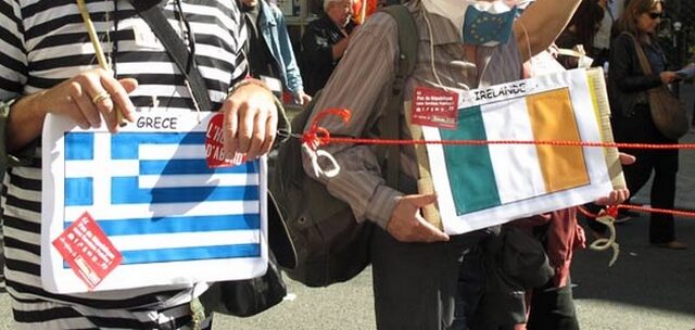 IIF: Λιτότητα τρεις φορές πιο σκληρή στην Ελλάδα απ’ ό,τι στην Ιρλανδία