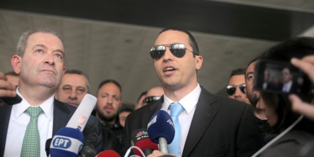 Δημοσκοπήσεις: Σοκ στην Αθήνα από την (προ φόνου) πρωτιά Κασιδιάρη
