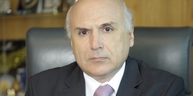 Η τρόικα έπαυσε τον Διευθύνοντα Σύμβουλο της Τράπεζας Κύπρου, Γιάννη Κυπρή