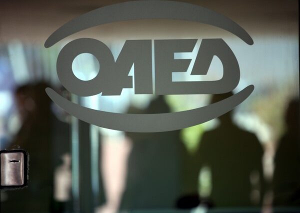 Παρατείνεται έως το 2014 η ιατροφαρμακευτική περίθαλψη των ανέργων
