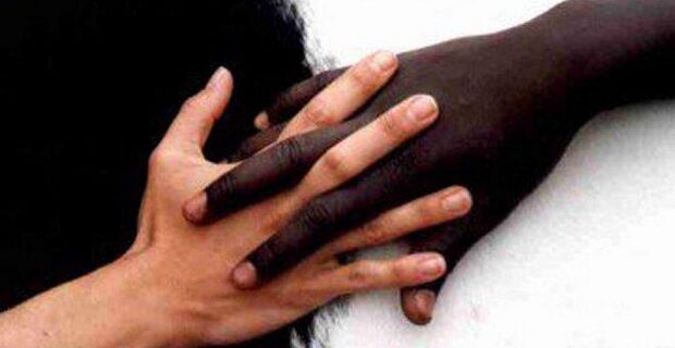 “Τον αράπη που κουβαλάς”: Ο τιμοκατάλογος του ρατσισμού στην Ελλάδα