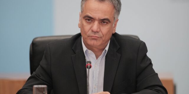 Σκουρλέτης για συνέντευξη Σαμαρά: Συνεχίζει να αγνοεί την καταδικαστική ψήφο των ευρωεκλογών στην πολιτική του