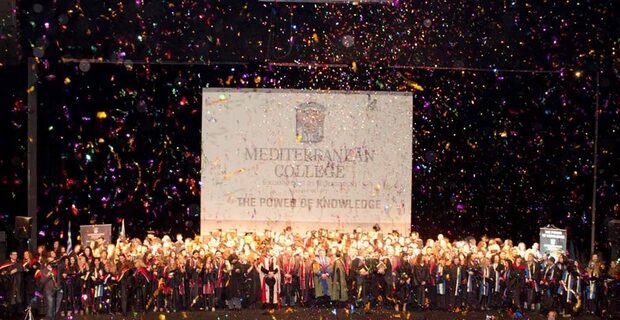 Το Mediterranean College βράβευσε επιτυχημένους επιχειρηματίες