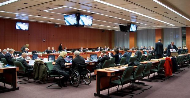 Τηλεδιάσκεψη Eurogroup: Προστασία των κυπριακών καταθέσεων έως 100.000€ ζήτησαν οι υπουργοί Οικονομικών