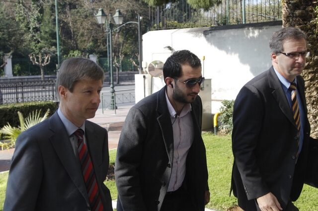 Handelsblatt: Η τρόικα δεν θα δεχτεί ελαφρύνσεις στο ελληνικό πρόγραμμα λιτότητας