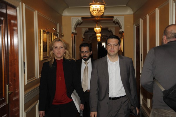 ΣΥΡΙΖΑ: Ο κ. Σαμαράς φοβάται τη Βουλή
