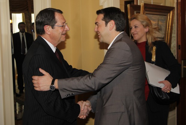 Έκτακτη Σύνοδο Κορυφής ζητά ο Τσίπρας: “Βόμβα στα θεμέλια της Ευρώπης η απόφαση για την Κύπρο”