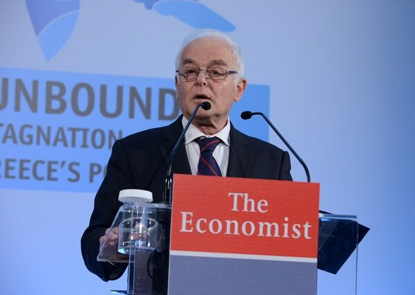 Μανιτάκης: Θα εντοπίσουμε μέσα στο Μάιο τους οργανισμούς που πρέπει να καταργηθούν