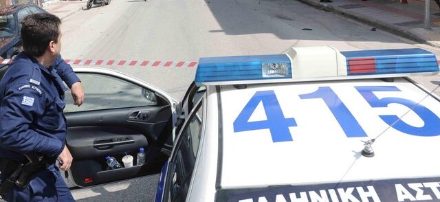 Τρεις αστυνομικοί σε εγκληματική οργάνωση