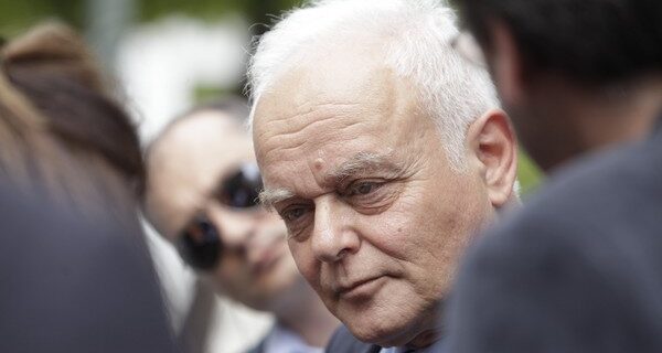 Aναμόρφωση ή αποδόμηση της δημόσιας διοίκησης;