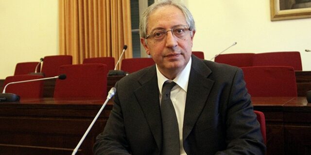 Ο Θ. Αμπατζόγλου νέος Διοικητής του ΟΑΕΔ. Σφοδρές αντιδράσεις από ΠΑΣΟΚ και ΔΗΜΑΡ