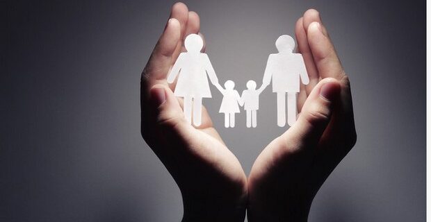 Το θεσμικό πλαίσιο που περιβάλλει τις υιοθεσίες