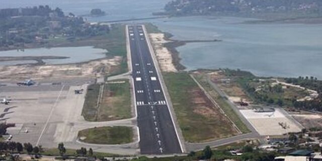 Αδέσποτα σκυλιά σταμάτησαν απογείωση στο αεροδρόμιο Ιωαννίνων