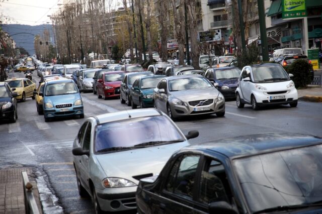 Υποχρεωτική ασφάλιση οχημάτων από τις 15 Απριλίου: Όλα όσα πρέπει να ξέρουμε για το νέο νόμο