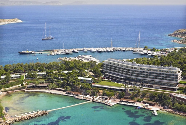 Μάχη μνηστήρων για τον “Αστέρα Βουλιαγμένης”