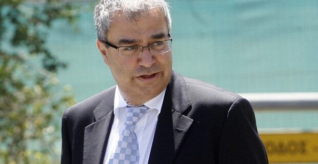 Κύπρος: Έρευνα εις βάρος Δημητριάδη για τις εκροές καταθέσεων πριν το κούρεμα