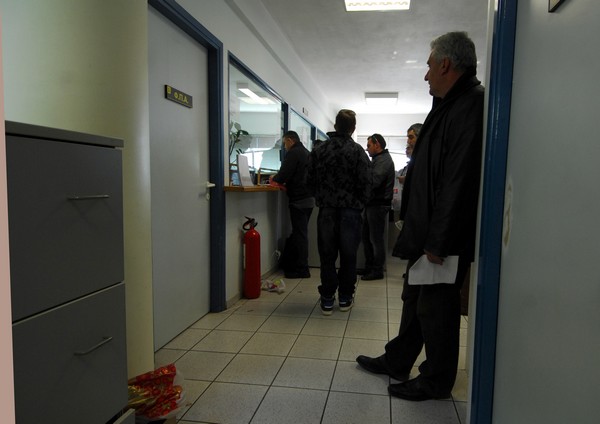 Με εισπράξεις κάτω από τον στόχο 3 στις 4 εφορίες