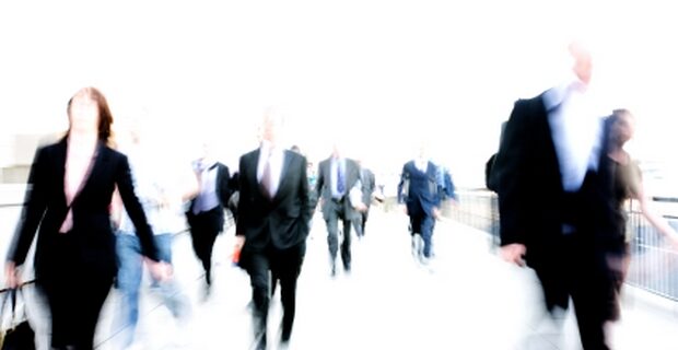 Όργιο ανασφάλιστης εργασίας: Χωρίς ένσημα το 40,5% των εργαζομένων