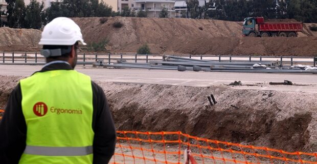 Όγδοη στην απορρόφηση κοινοτικών κονδυλίων η Ελλάδα