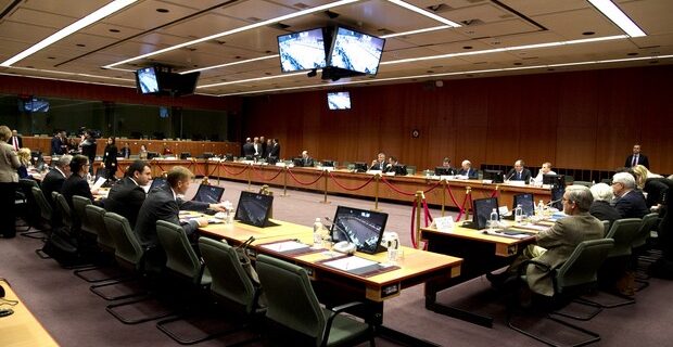 Το Euro Working Group ενέκρινε την εκταμίευση 2,8 δισ. ευρώ για την Ελλάδα