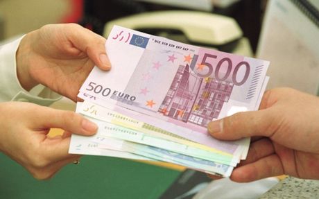 4 δανειολήπτες πέτυχαν ευνοϊκές ρυθμίσεις για δάνεια από τράπεζες