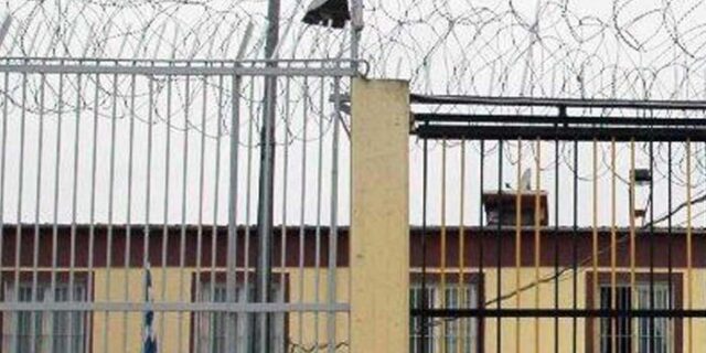 Σε απεργία πείνας μέχρι τέλους οι κρατούμενοι στις φυλακές Λάρισας