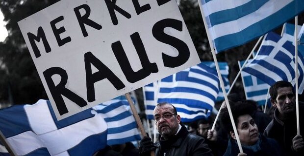 Χανς Βέρνερ Ζιν: “Ελλάδα και Κύπρος έπρεπε να είχαν βγει προσωρινά απ’ το ευρώ”