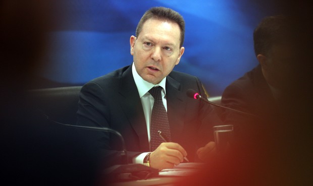 Παρά τα μνημόνια το ελληνικό χρέος σπάει όλα τα ρεκόρ. Στα 321 δισ. ευρώ υπολογίστηκε το πρώτο εξάμηνο του 2013