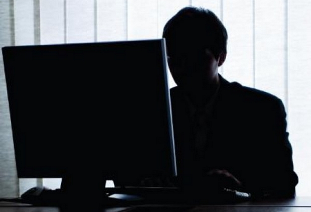 Σπείρα εκβίαζε επιχειρηματίες – Αστυνομικός ανάμεσα στους δράστες